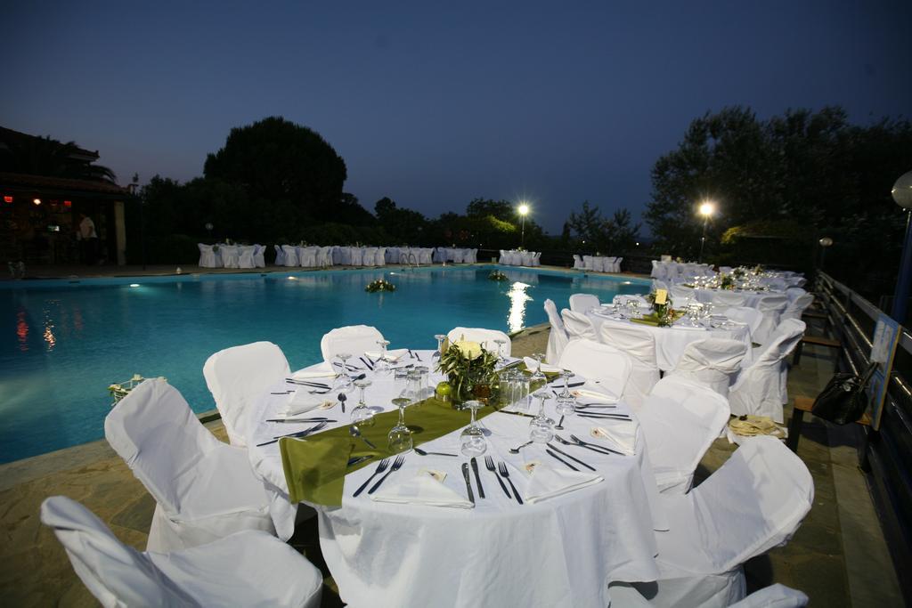 סקאלה קאלוניס Hotel Pela מראה חיצוני תמונה