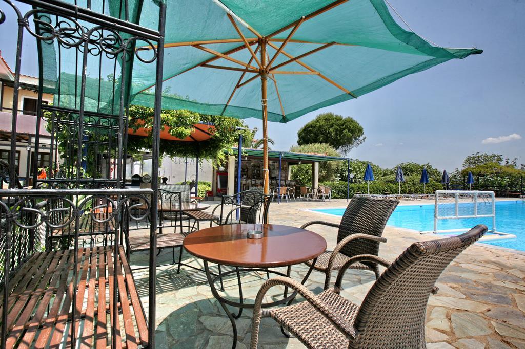 סקאלה קאלוניס Hotel Pela מראה חיצוני תמונה