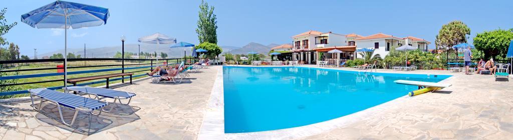 סקאלה קאלוניס Hotel Pela מראה חיצוני תמונה
