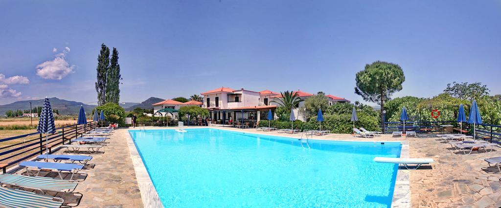 סקאלה קאלוניס Hotel Pela מראה חיצוני תמונה