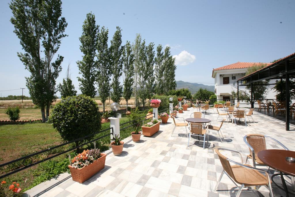 סקאלה קאלוניס Hotel Pela מראה חיצוני תמונה